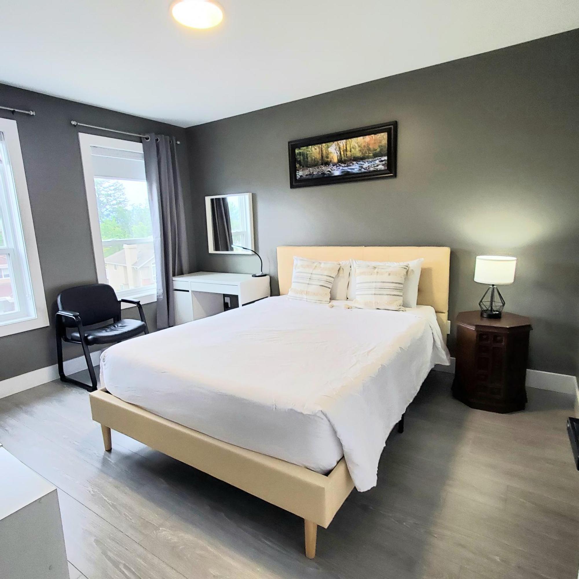 Mountain Retreat 3 Bedroom Garden House Near Heritage Park, Coliseum , Hwy 1, Fishing, Cultus Lake Chilliwack Ngoại thất bức ảnh